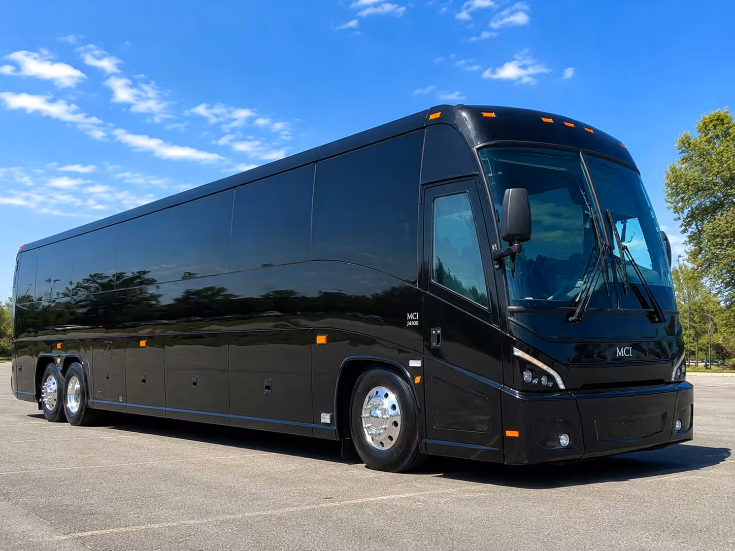 denton field trip buses to heard museum and bayou wildlife zoo